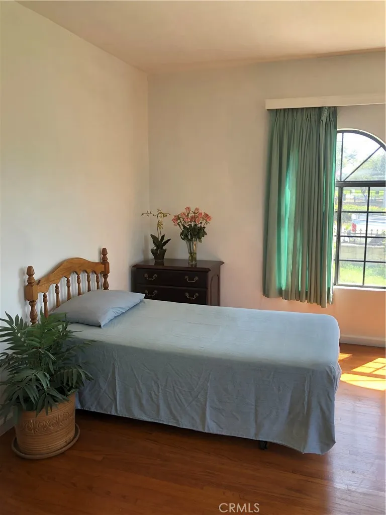 8537 Painter Avenue, Whittier, California 90602 home-pic-2